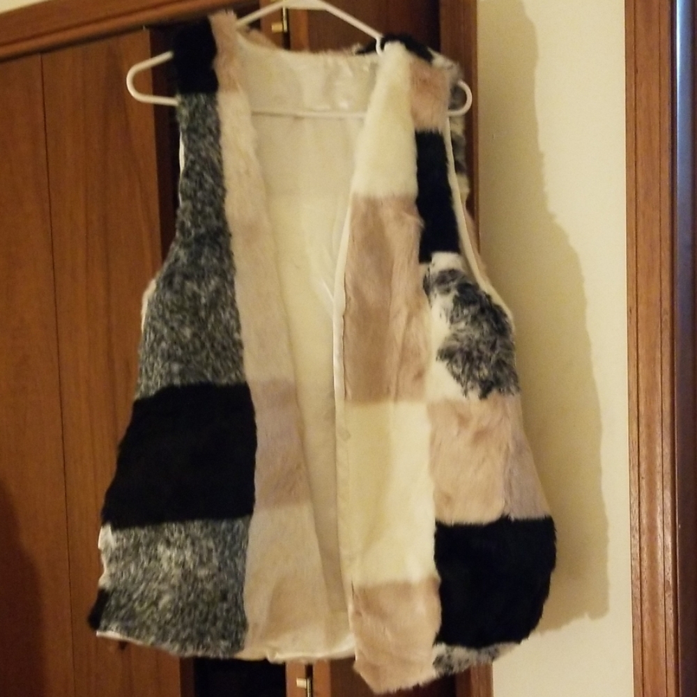 Checkered vest